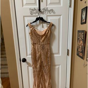 Size small gold formal gown.